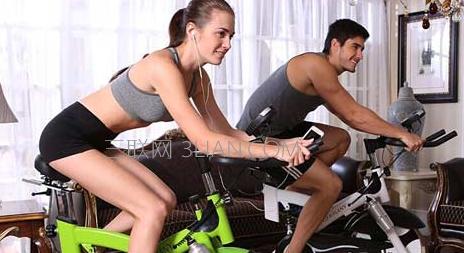 健身房动感单车好处 动感单车健身有什么好处
