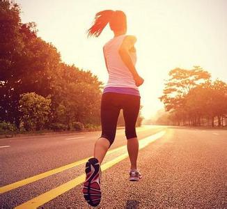 怎样跑步瘦小腿肌肉 怎样跑步能瘦小腿