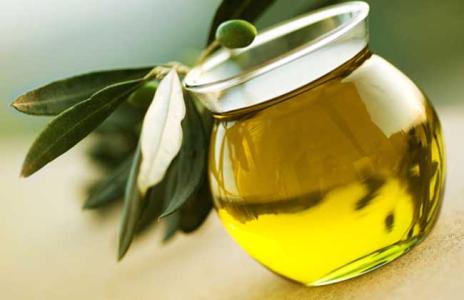 橄榄油可以直接擦脸吗 橄榄油怎么护肤