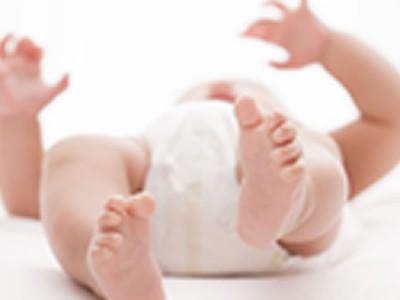 婴儿前三个月护理常识 三个月的新生儿如何护理 第三个月的婴儿如何护理