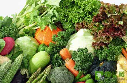 坐月子期间吃什么蔬菜 月子期蔬菜应怎么吃？