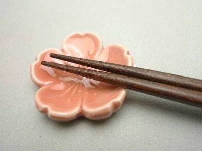 筷子用什么材质的最好 筷子多久换一次