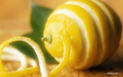 柠檬皮妙用是什么呢 柠檬皮在厨房中有什么妙用