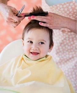 女子剃度出家前剪头发 宝宝头发为什么只能剪不能剃
