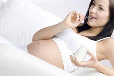 怀孕初期能喝老酸奶吗 孕妈能喝酸奶吗