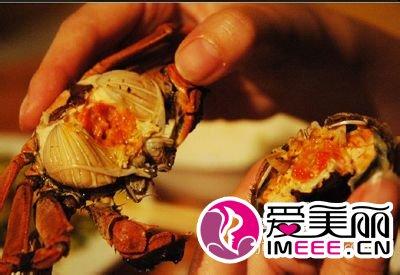 吃螃蟹注意事项 中秋节螃蟹怎么吃 吃螃蟹的注意事项