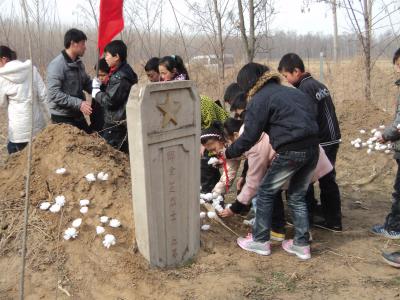 清明节扫墓禁忌 清明节扫墓适合穿什么衣服，清明节扫墓穿着禁忌