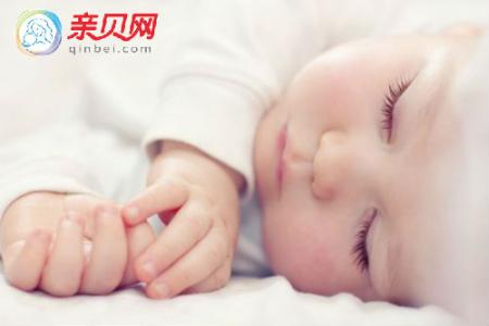 新生儿拥抱反射图片 判断新生儿健康的六种反射