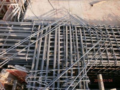 超高层钢结构施工方案 高层建筑转换层结构施工技术