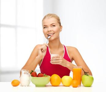 夏季饮食原则 女性夏季健康饮食原则 女性夏季健康饮食注意事项