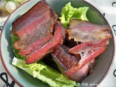 四川烟熏腊肉制作方法 四川腊肉怎么吃好吃 四川腊肉的制作方法