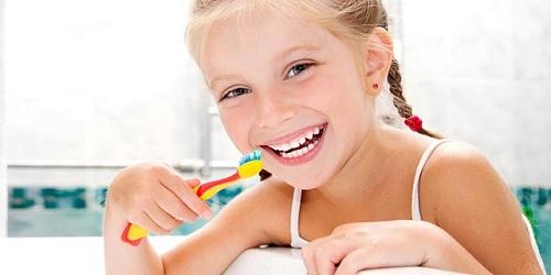 儿童牙龈长脓包图片 儿童牙龈肿痛怎么办