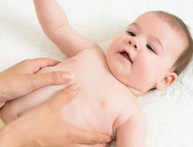 宝宝腹胀怎么办 宝宝为什么会腹胀呢
