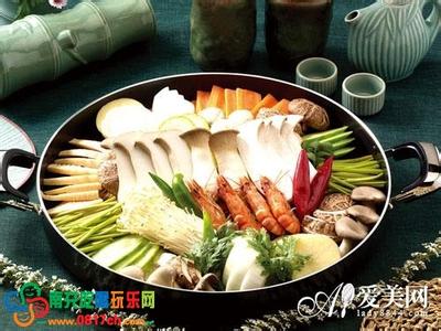 健康知识：吃火锅要先涮豆制品和菌藻类