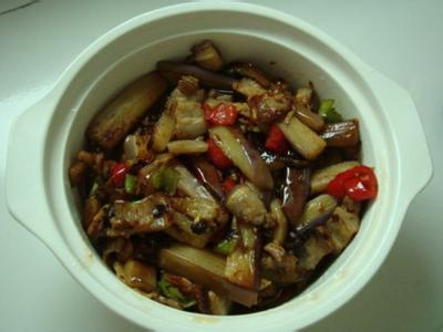 太太乐梅菜肉酱 梅菜肉酱烧豆包的做法