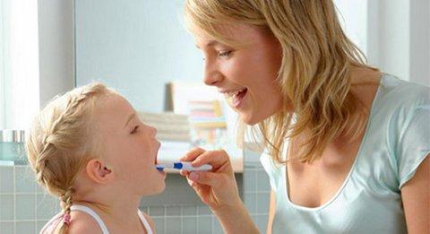如何保护牙齿健康 如何保护孩子牙齿健康
