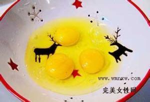 怎样煎鸡蛋好吃又好看 煎鸡蛋怎么吃好吃 鸡蛋的食疗作用