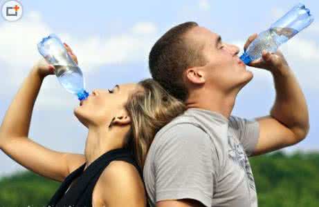 体检前几小时不能喝水 72小时不喝水，你的身体会怎样？