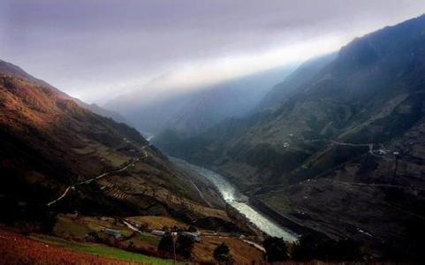 中国怒江大峡谷的长度 怒江大峡谷的景点介绍