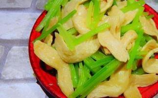 家常芹菜怎么炒好吃 素炒芹菜怎么做好吃