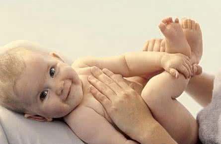 敏感皮肤护理方法 宝宝皮肤的7特点与7种护理方法