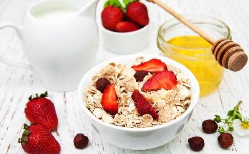 早上吃什么有助于减肥 早上空腹吃什么能减肥