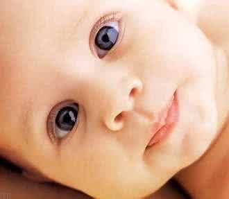 婴儿眼屎多是什么原因 宝宝眼屎多的原因