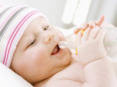 早产儿的护理与喂养 早产宝宝的喂养问题