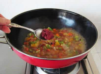 平安夜大餐：意大利蔬菜汤的做法