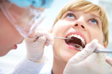 牙齿变白的有效方法 拥有健康牙齿的8个有效方法