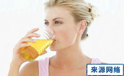 女人每天喝蜂蜜水好吗 女性喝蜂蜜水的好处