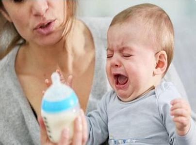 用什么方法给宝宝断奶 正确给宝宝断奶