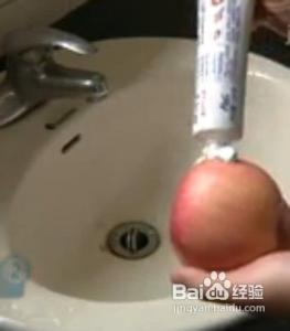 苹果怎样洗才能连皮吃 苹果如何清洗干净