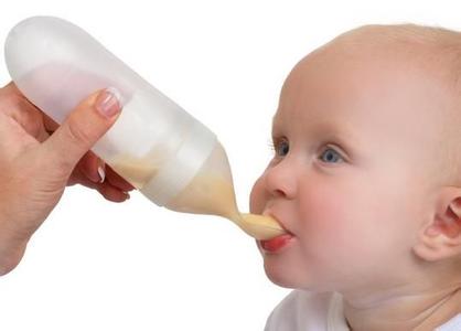 奶瓶 使用注意事项 宝宝奶瓶的使用事项