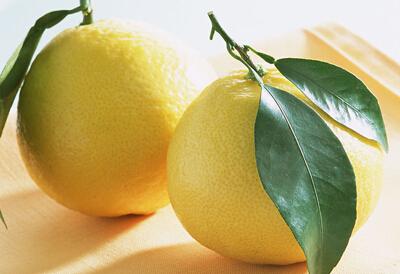 柚子煮熟吃的功效 冬季吃柚子有哪些功效