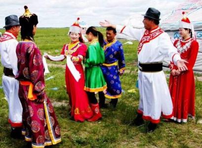蒙古族的风俗习惯