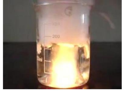 白磷在水中燃烧的图片 白磷在水中燃烧的现象