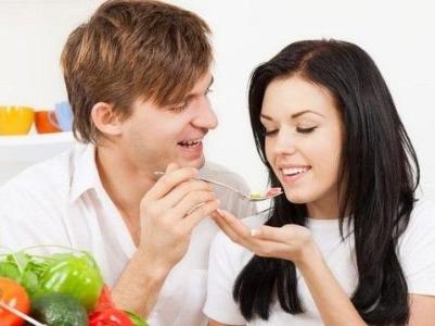 备孕期间饮食注意事项 夫妻备孕期间的饮食误区