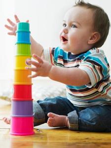 适合1岁宝宝的玩具 怎样帮宝宝挑选适合的玩具