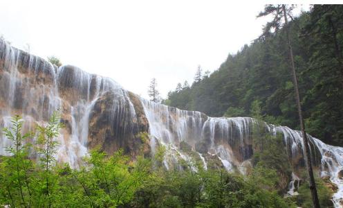 瀑布形成的原因 瀑布形成的原因 瀑布(2)