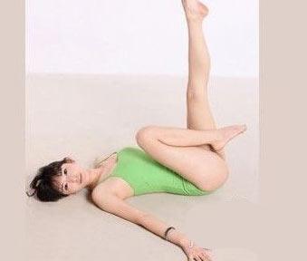综影视抱大腿的日常 8个简单瘦大腿肚的日常运动方法