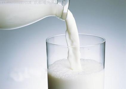 饮用牛奶应注意哪些 正确饮用牛奶有“五个注意”
