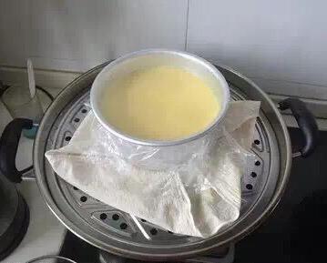 咸奶油盒子蛋糕的做法 水蒸咸蛋糕的做法（电锅版）