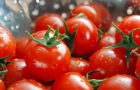 吃西红柿有什么好处 吃西红柿的好处有哪些