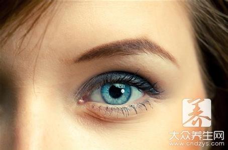 眼睛周围的斑是什么斑 为什么眼角会长斑
