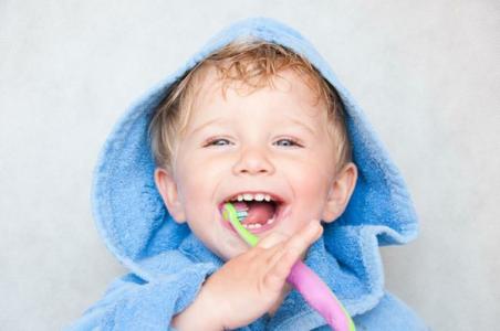 宝宝牙齿护理 宝宝也需重视护理牙齿