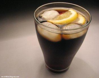 喝可乐对身体 常喝可乐对身体的八大影响