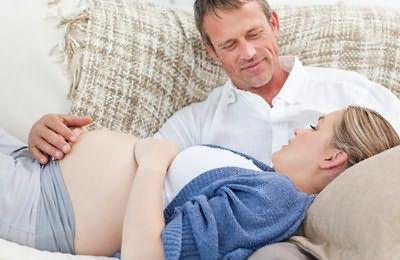 育儿知识：外国老爸的胎教方法