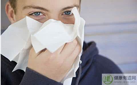鼻炎会引起什么症状 什么原因会导致鼻炎 什么原因会引起鼻炎