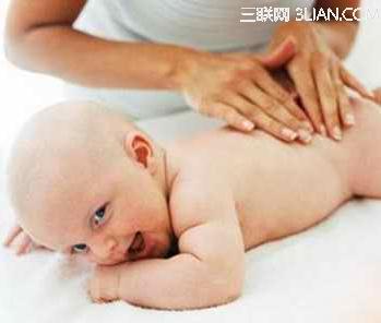 婴儿抚触 婴儿抚触促进宝宝生长的医疗方法